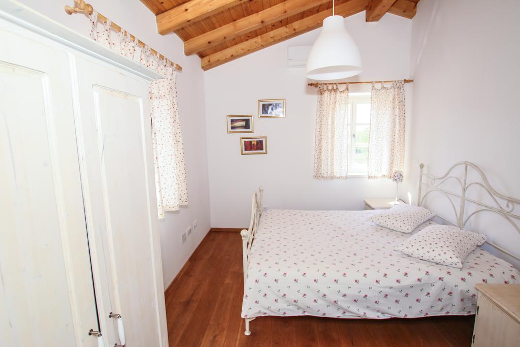 Villa Petra Porec Exterior photo